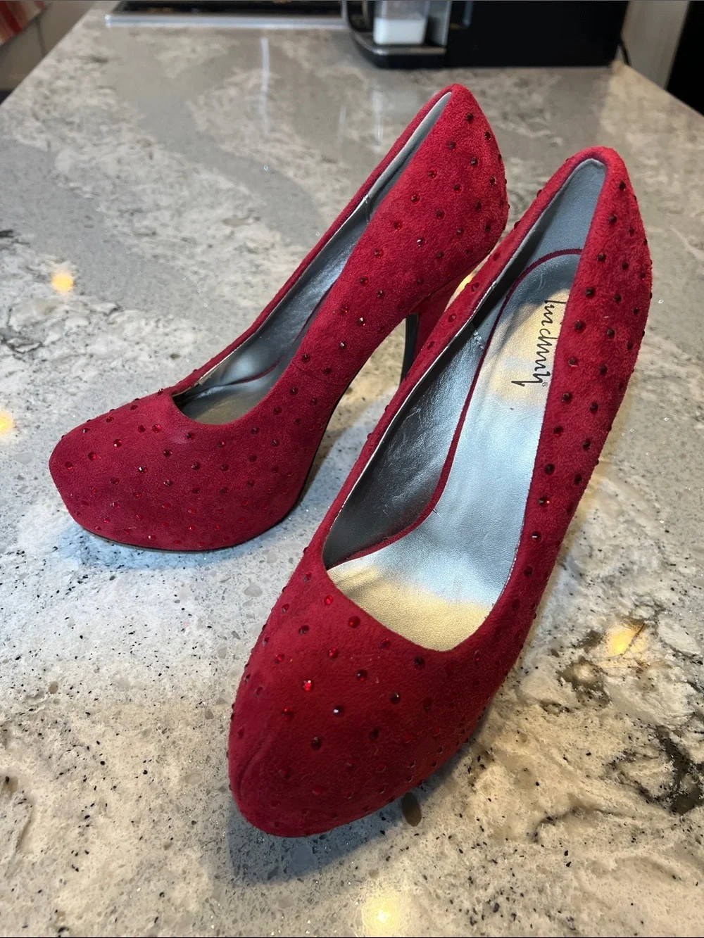 Luichiny Red Suede Rhinestone Studded Platform Stiletto Pumps EUC Size 9
